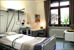 Patientenzimmer Wangenlifting Kassel
